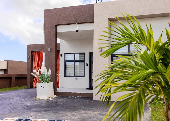 Holiday home Emerald Sundara Ochi Ocho Rios